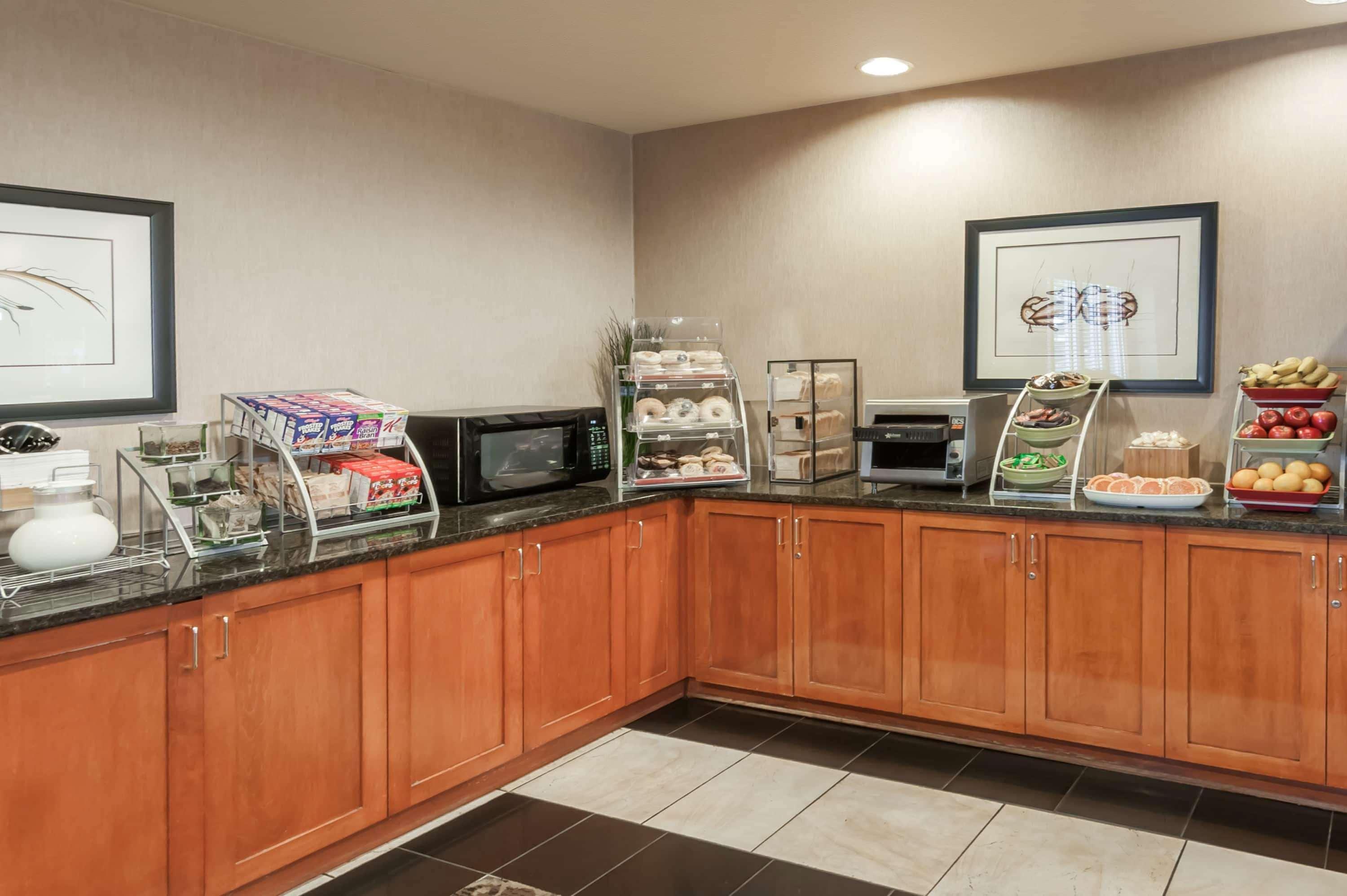 Wingate By Wyndham - Edmonton West Hotel Kültér fotó